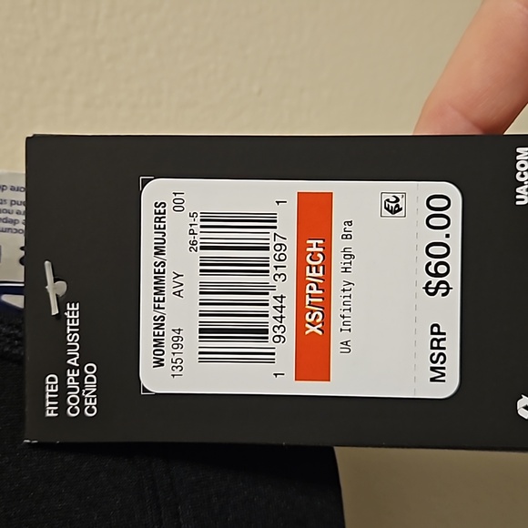 Under Armour Black Criss cross back padded sports Bra. NWT - Picture 2 of 6